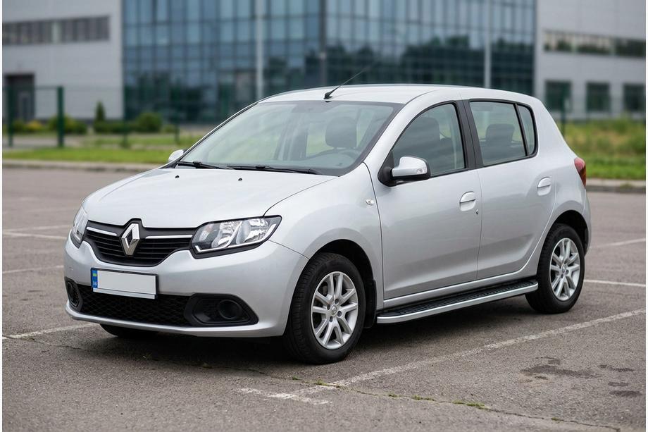 Dacia Sandero 2013–2020 Boční nášlapy Tayga (2 ks, hliník) Image