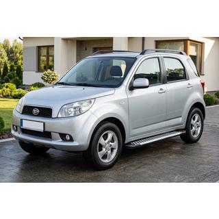 Boční nášlapy Line (2 ks, hliník) Daihatsu Terios 2006–2017 fotografie 1