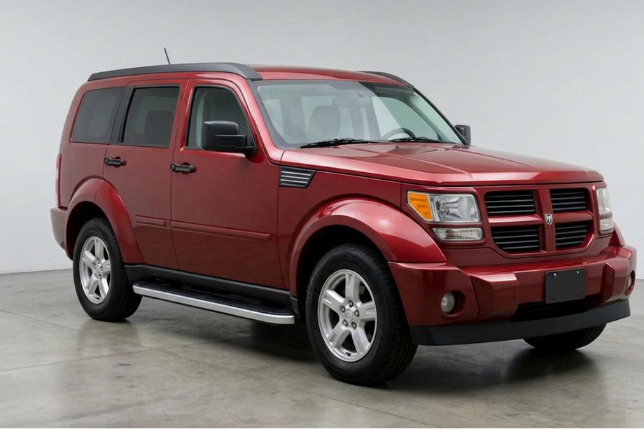 Dodge Nitro 2006–2011 Boční prahy Tayga Grey (2 ks, hliník) Image