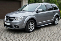 Dodge Journey 2008–2020 Boční nášlapy Allmond Grey (2 ks, hliník) fotografie 1