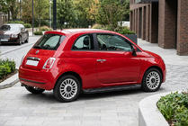 Fiat 500/500L 2013–2022 Boční prahy Allmond Black (2 ks, hliník) fotografie 1