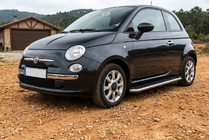 Fiat 500/500L 2013–2022 Boční prahy Maydos V1 (2 ks, hliník ↗ nerez) fotografie 1