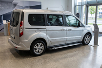 Ford Connect 2014–2021 Boční nášlapy Line (2 ks, hliník) Maxi (dlouhý rozvor) fotografie 1