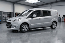 Ford Connect 2014–2021 Boční nášlapy Fullmond (2 ks, hliník) fotografie 1
