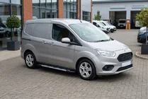 Ford Courier 2014–2023 Boční nášlapy Sunrise (2 ks, hliník) fotografie 1