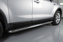 Ford Kuga 2008–2013 Boční prahy Maydos V1 (2 ks, hliník ↗ nerez) fotografie 1