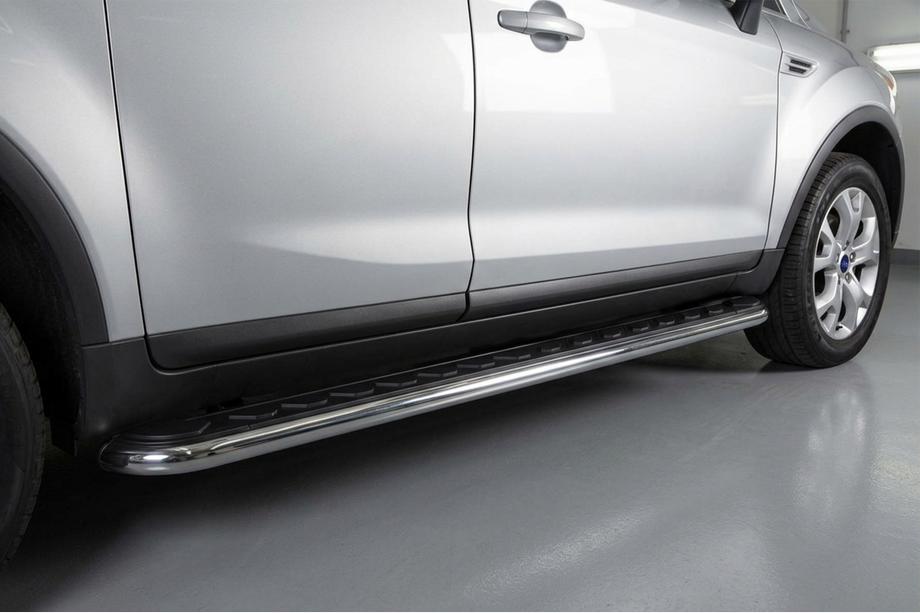 Ford Kuga 2008–2013 Boční prahy Maydos V1 (2 ks, hliník ↗ nerez) Image