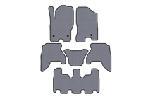 Nissan Pathfinder R51 2005–2014 Gumové koberce do interiéru Carsuit V1 (3 řady, šedé, 2010-2014) fotografie 1