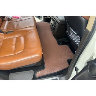 Gumové autokoberce Carsuit (2007-2012, hnědé) Toyota Land Cruiser 200 2007–2021 fotografie 4