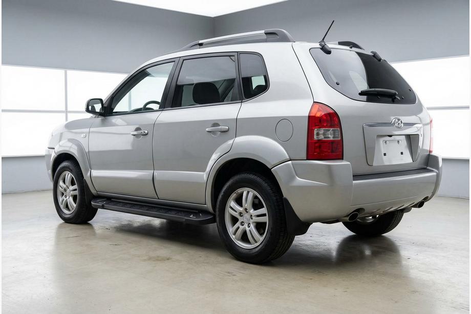 Hyundai Tucson JM 2004– Boční nášlapy RedLine Black (2 ks, hliník) Image