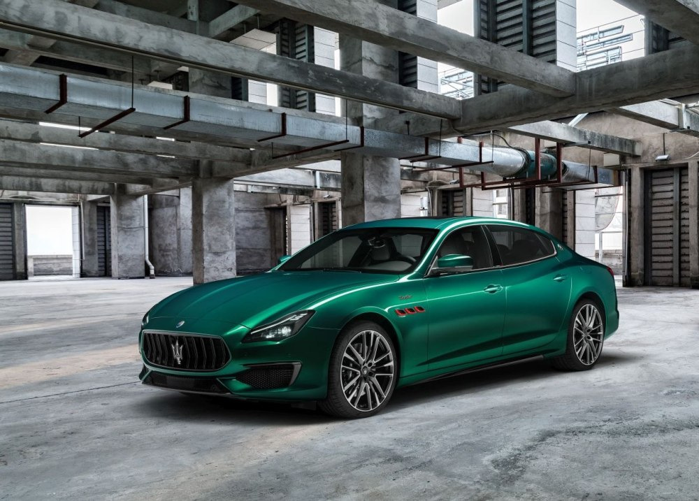 Recenze Maserati Quattroporte Trofeo: luxusní italský sedan