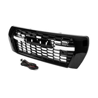 Mřížka chladiče 2012-2016 (GR Sport LED) Toyota Land Cruiser 200 2007–2021 fotografie 2