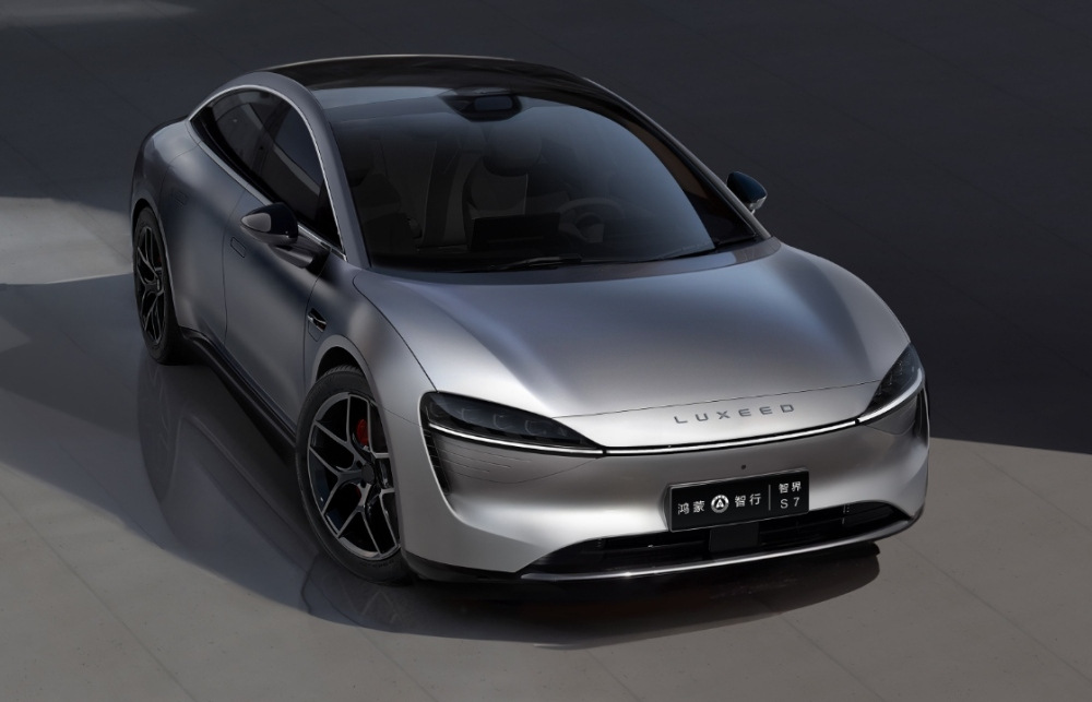 Recenze Luxeed S7: prémiový elektrický sedan