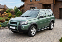Land Rover Freelander I 1997–2006 Boční prahy RedLine V1 (2 ks, hliník) fotografie 1