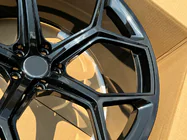 Audi Q8 2018– Kované disky OEM R23 (4 ks) fotografie 9