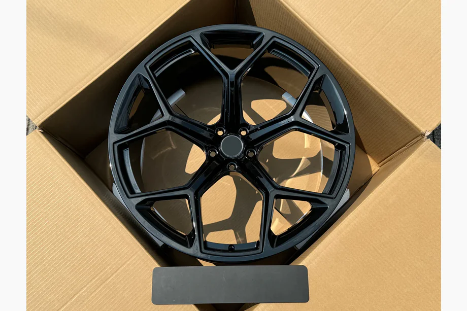 Audi Q8 2018– Kované disky OEM R23 (4 ks) Image