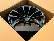 Audi Q8 2018– Kované disky OEM R22 V3 (4 ks) fotografie 4