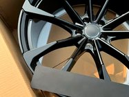 Audi Q8 2018– Kované disky OEM R22 V3 (4 ks) fotografie 10