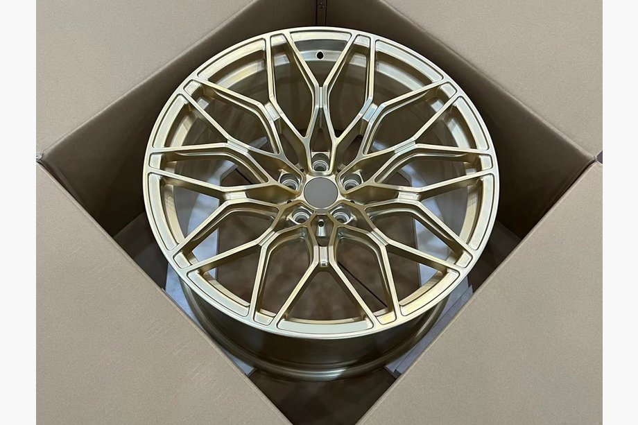 BMW řada 2 G42 2021– Kované disky OEM R19/R20 V1 (4 ks) Fotografie 8