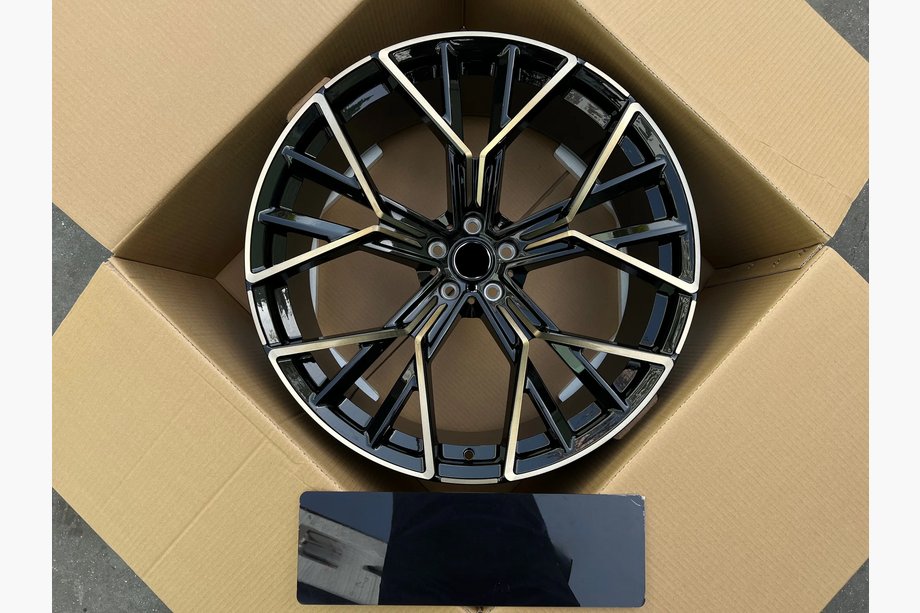 BMW řada 7 G11/G12 2015–2022 Kované disky OEM R24 (4 ks) Image