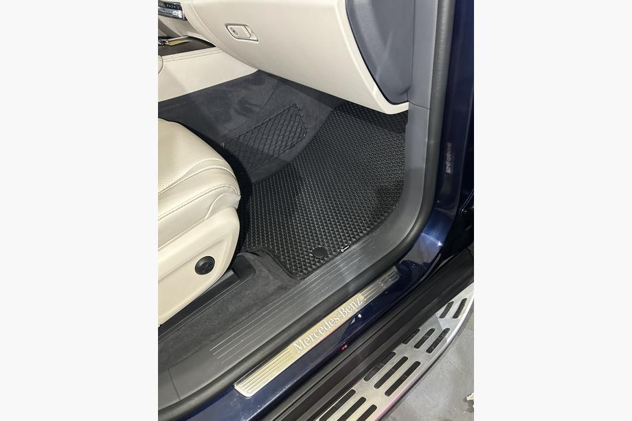 Mercedes GLS X167 2019– EVA autokoberce (3 řady, černé) Image