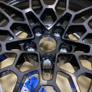 Kované disky OEM R19/R20 V3 (4 ks) BMW řada 4 G22/23/26 2020– fotografie 4