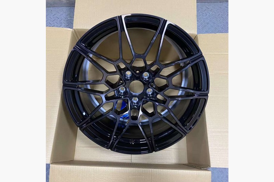 BMW řada 4 G22/23/26 2020– Kované disky OEM R19/R20 V3 (4 ks) Fotografie 1