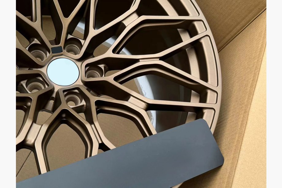 BMW řada 4 G22/23/26 2020– Kované disky OEM R19/R20 V5 (4 ks) Fotografie 9