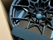 BMW řada 7 G70/G71 2022– Kované disky OEM R22 V5 (4 ks) fotografie 9