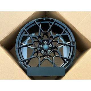 Kované disky OEM R22 V5 (4 ks) BMW řada 7 G70/G71 2022– fotografie 2