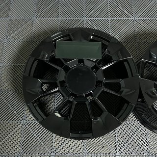 Kované disky OEM R22 V2 (4 ks) BMW XM G09 2022– fotografie 1
