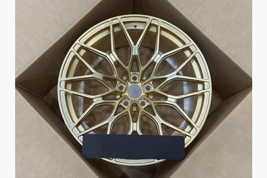 BMW řada 2 G42 2021– Kované disky OEM R19/R20 V4 (4 ks) Fotografie 2