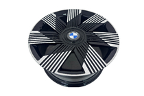 BMW řada 7 G70/G71 2022– Kované disky OEM R22 V3 (4 ks) fotografie 8
