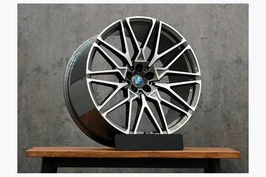 BMW X5 G05 2019–2026 Kované disky OEM R22 V8 (4 ks) Image