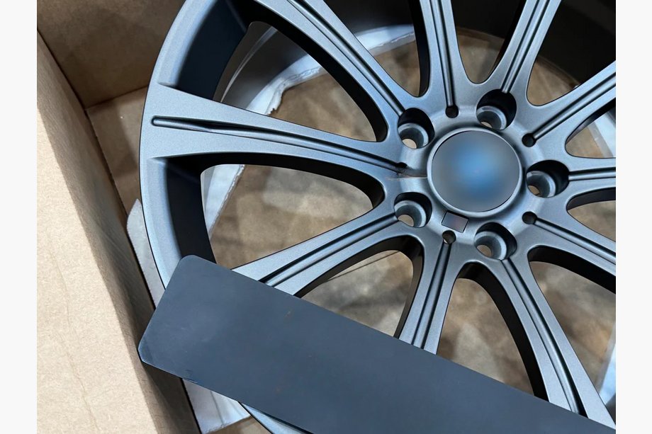 BMW řada 5 F10/F11 2010–2016 Kované disky OEM R19 (4 ks) Fotografie 10