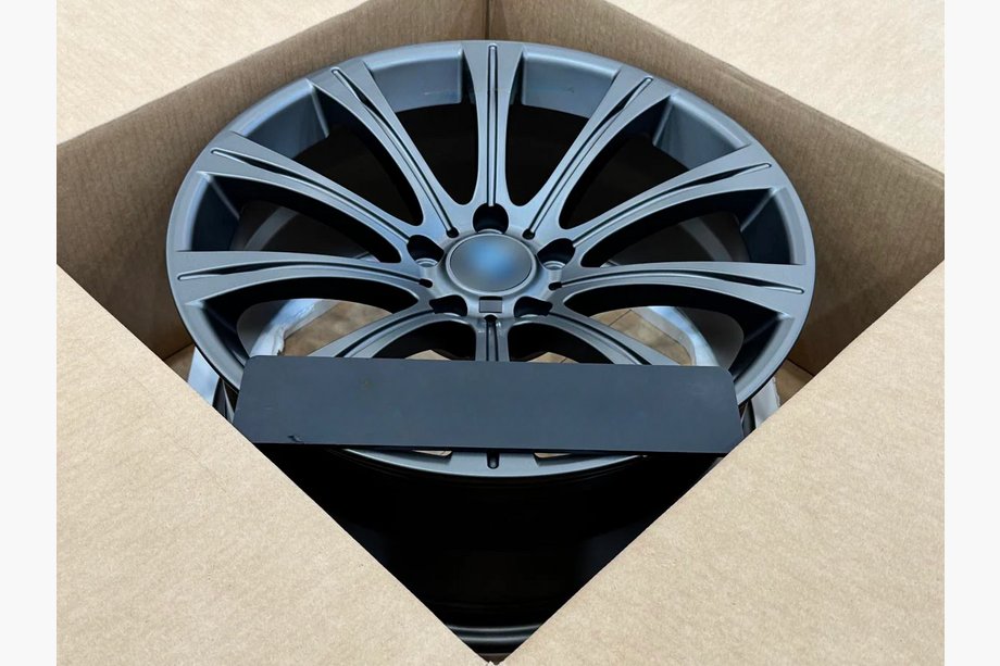 BMW řada 5 F10/F11 2010–2016 Kované disky OEM R19 (4 ks) Fotografie 5