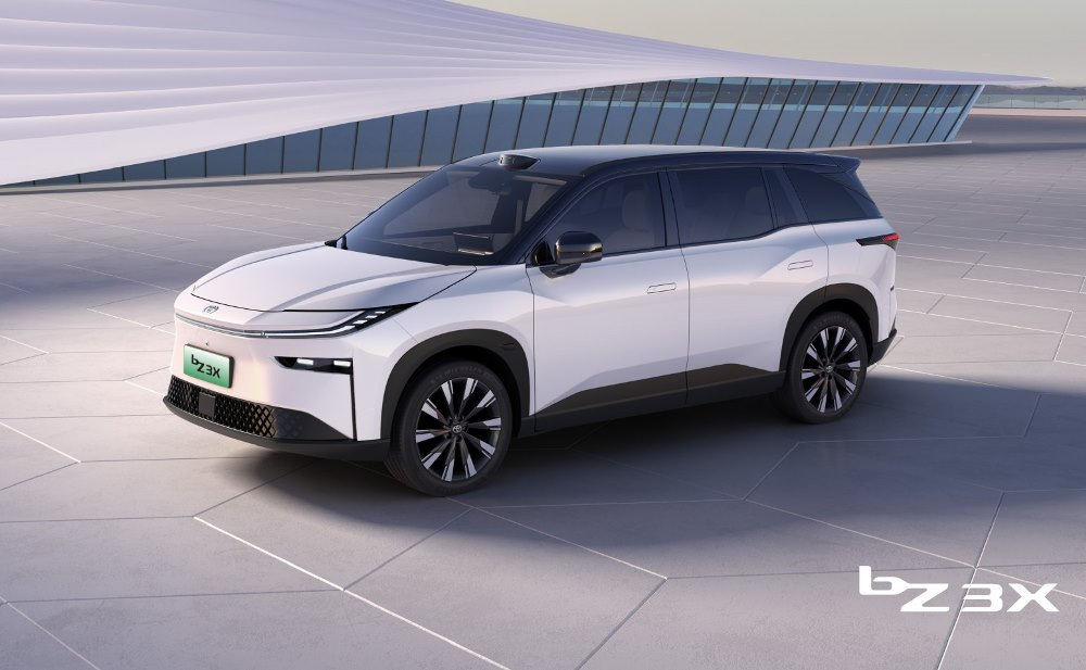 Recenze Toyota bZ3X: technické parametry, výbava, foto