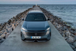 Recenze hybridního Peugeot 5008 třetí generace fotografie 2