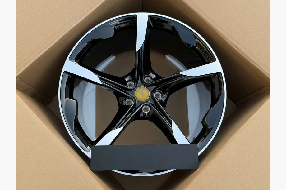 Ferrari 488 GTB 2015–2019 Kované disky OEM R21 (4 ks) Image