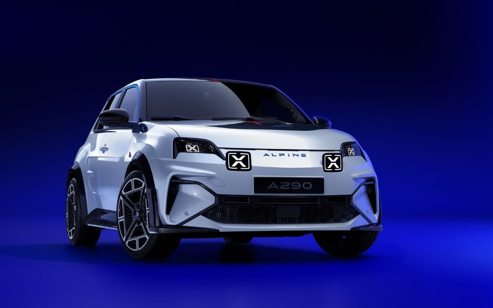 Test elektrického hatchbacku Alpine A290