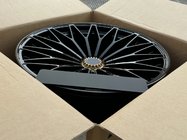 Lamborghini Urus 2018– Kované disky OEM R23 V3 (4 ks) fotografie 5