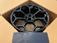 Lamborghini Urus 2018– Kované disky OEM R23 V4 (sada 4 ks) fotografie 3