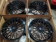 Lamborghini Urus 2018– Kované disky OEM R23 V6 (4 ks) fotografie 5