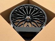 Lamborghini Urus 2018– Kované disky OEM R23 V7 (4 ks) fotografie 7