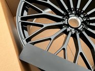 Lamborghini Urus 2018– Kované disky OEM R23 V7 (4 ks) fotografie 6
