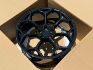 Lamborghini Urus 2018– Kované disky OEM R23 V8 (4 ks) fotografie 2