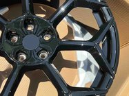 Lamborghini Urus 2018– Kované disky OEM R23 V8 (4 ks) fotografie 6
