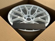 Lamborghini Huracan 2014– Kované disky OEM R19 V2 (4 ks) fotografie 6