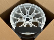 Lamborghini Huracan 2014– Kované disky OEM R19 V2 (4 ks) fotografie 4