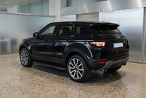 Range Rover Evoque 2012–2018 Boční nášlapy RedLine Black (2 ks, hliník) fotografie 1